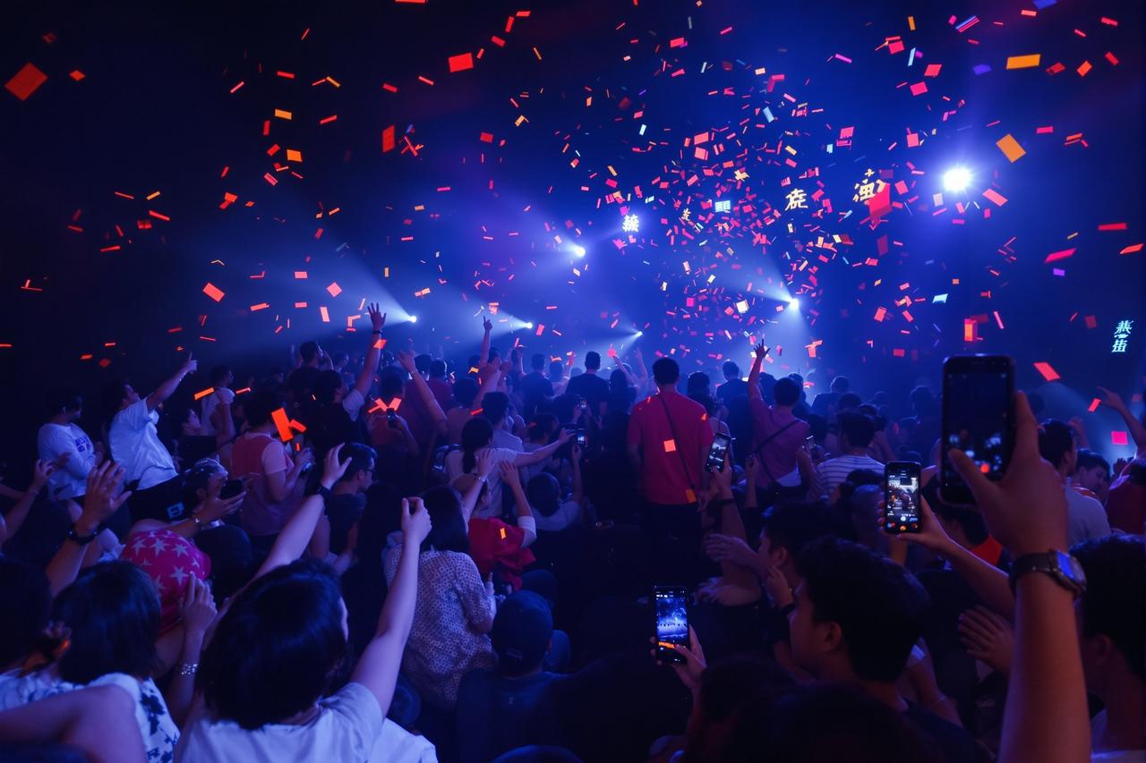 《星河漫漫》全球票房突破30亿,创热门影视历史新高